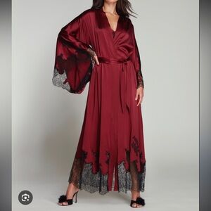 Agent provocateur Christi long robe